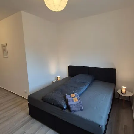 Skyline - 3 Schlafzimmer Apartamento